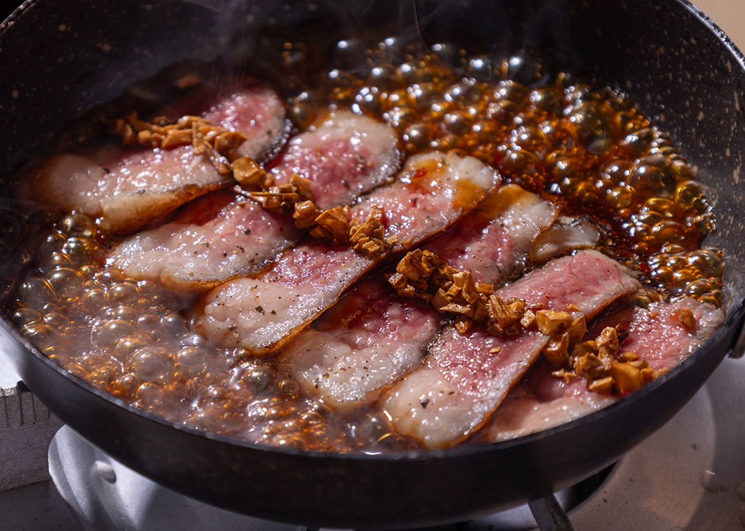 和牛希少部位ブリスケスパイシー焼