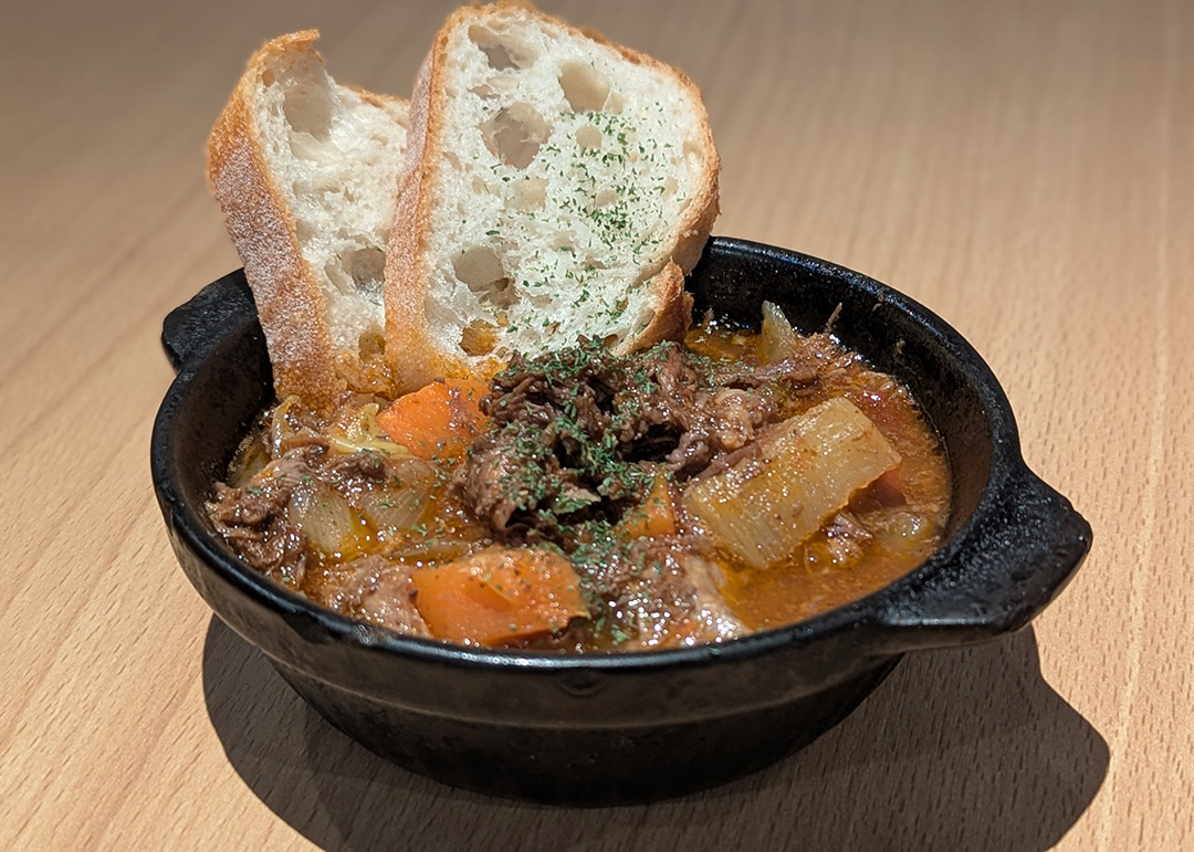 牛ハラミのすじ煮込み